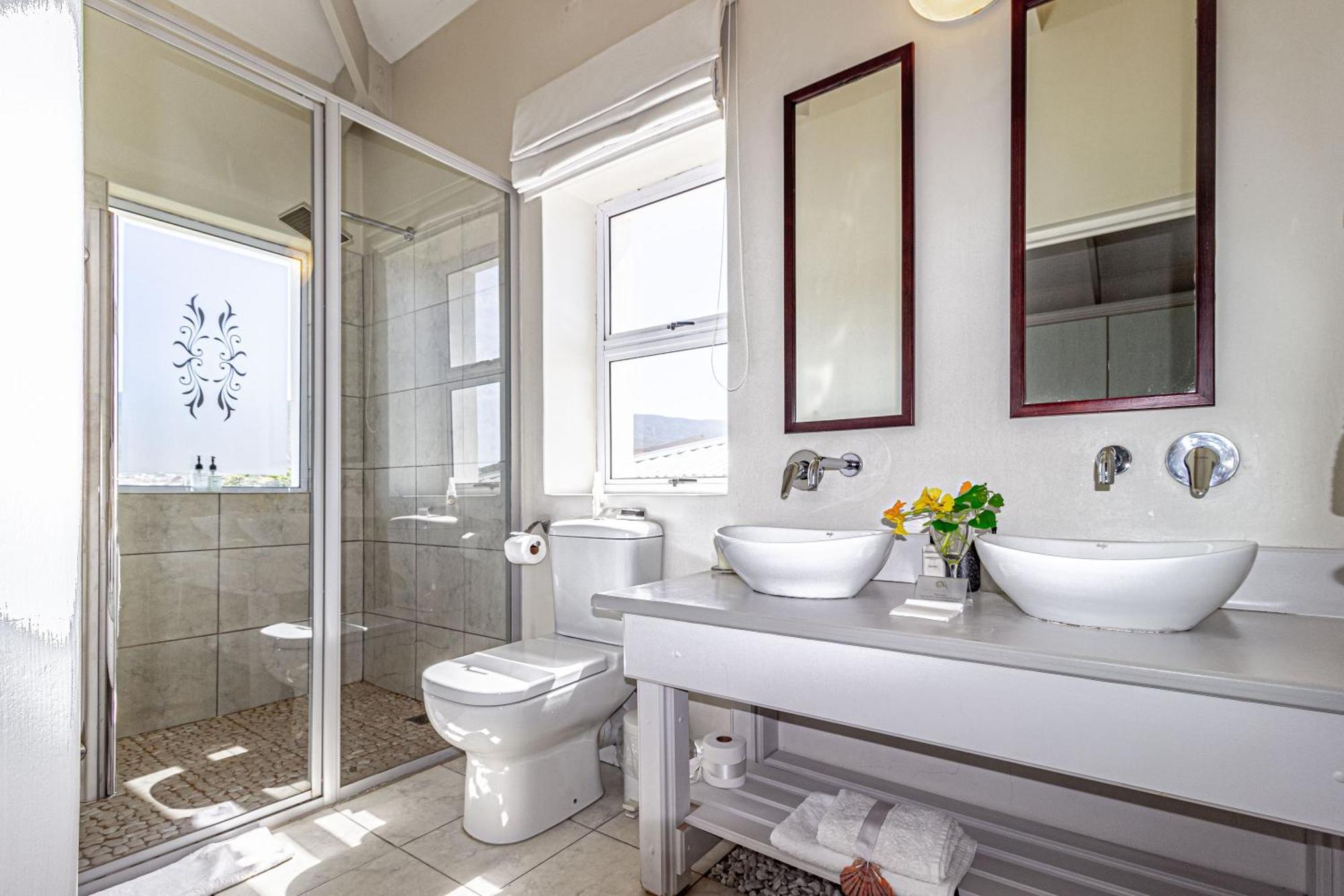 138 Marine Beachfront Guesthouse Hermanus Buitenkant foto